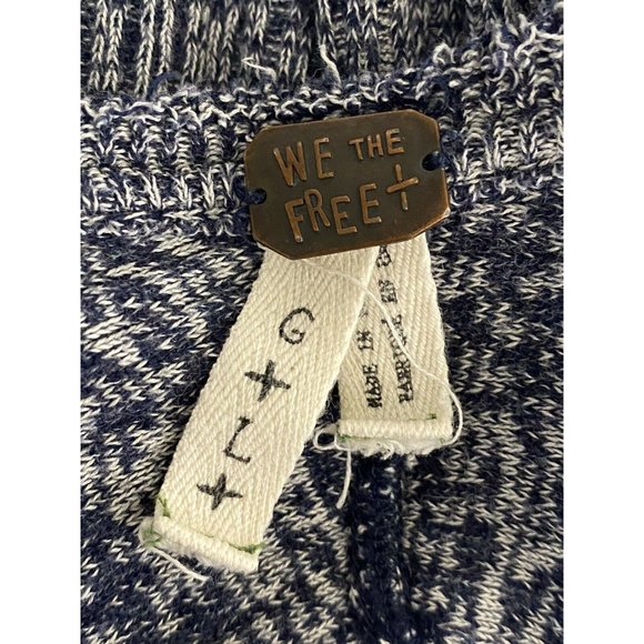 We The Free Size L Ribbed Cotton Navy Variegated Ivory Crochet Henley Top - Picture 6 of 10